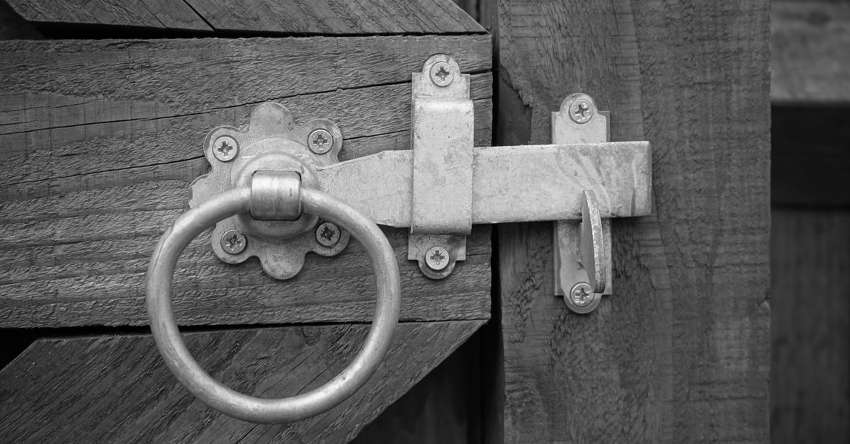 Door Knob Lock Won't Latch? Common Causes and Fixes — Wayne Locksmith NJ