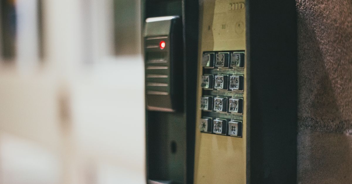 door security hardware — Wayne Locksmith NJ